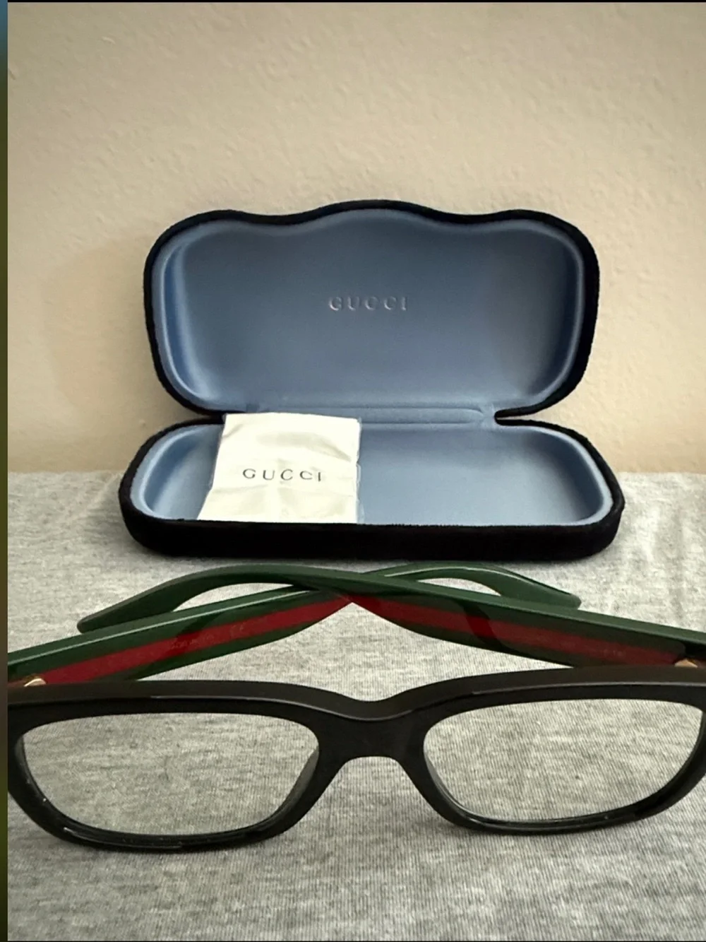 Authentic Gucci Black Eyewear with Green and Red Temple Stripes   NWOT